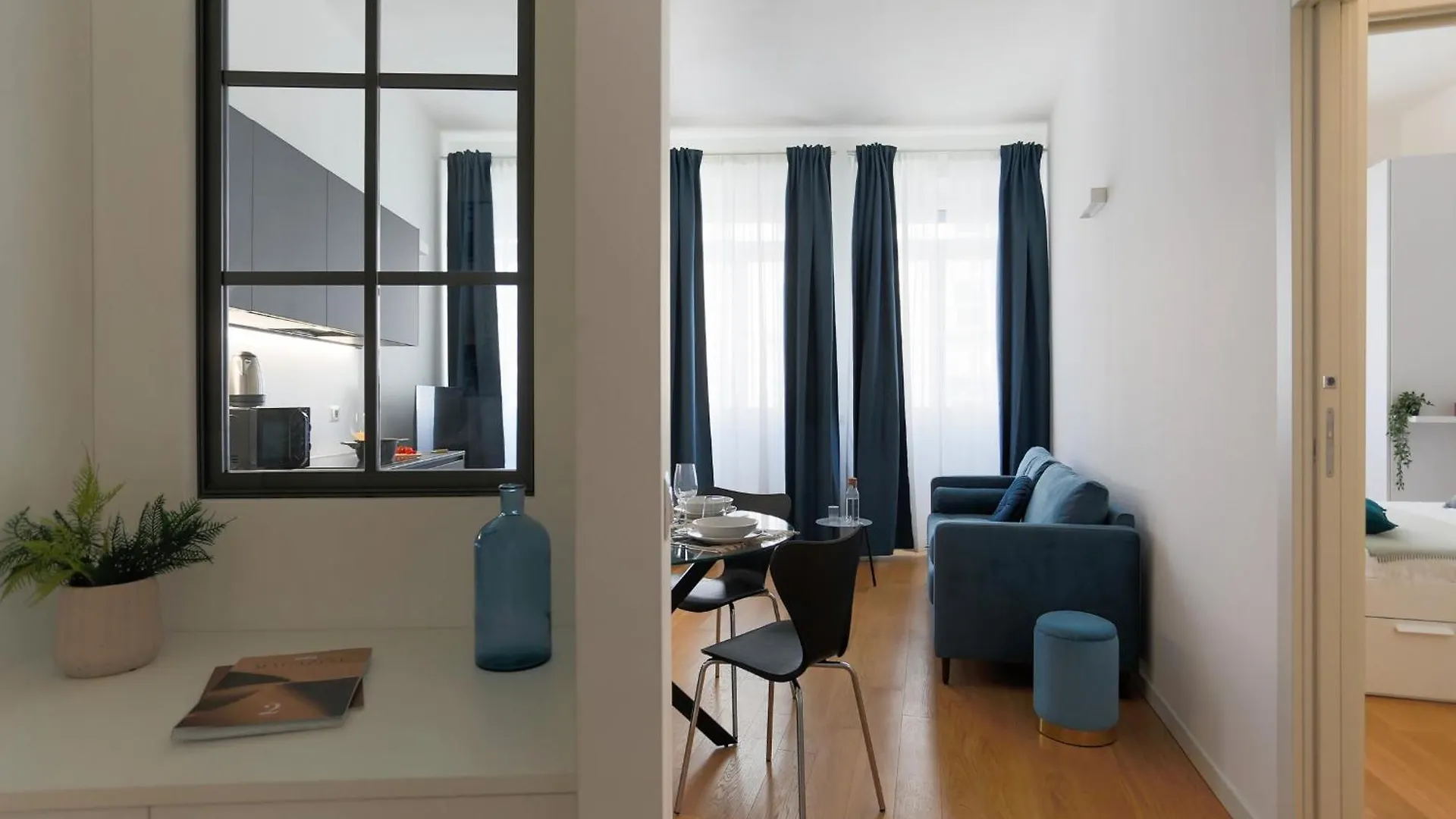 The Best Rent - Modern One Bedroom Apartment In San Babila ミラノ イタリア