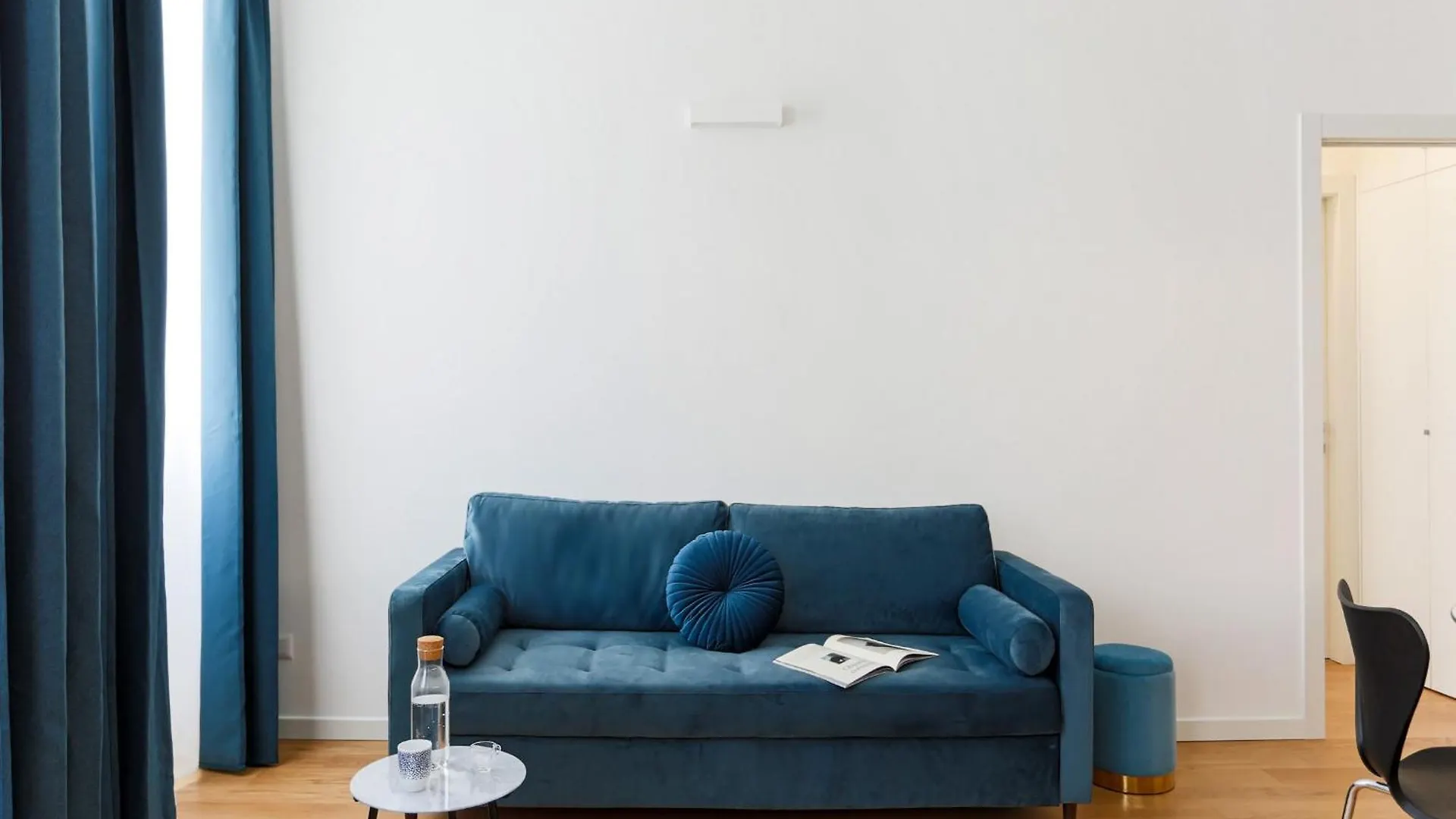 The Best Rent - Modern One Bedroom Apartment In San Babila ミラノ